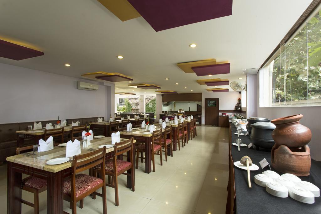Sterling Yelagiri Hotel Exterior foto