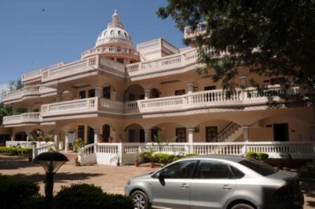 Sterling Yelagiri Hotel Exterior foto